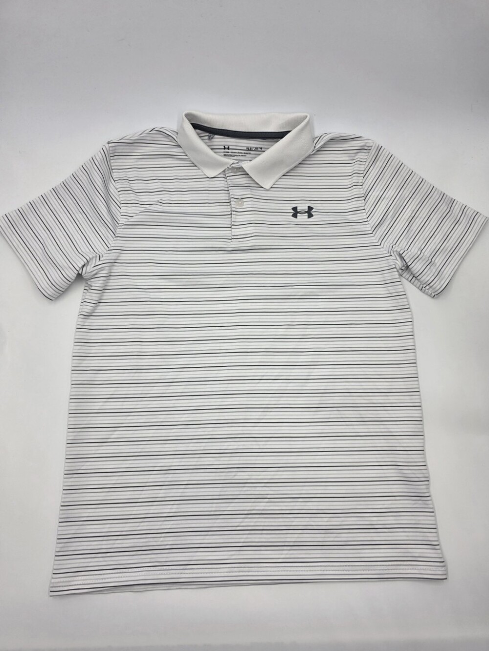 Under Armour boys' striped performance polo size L